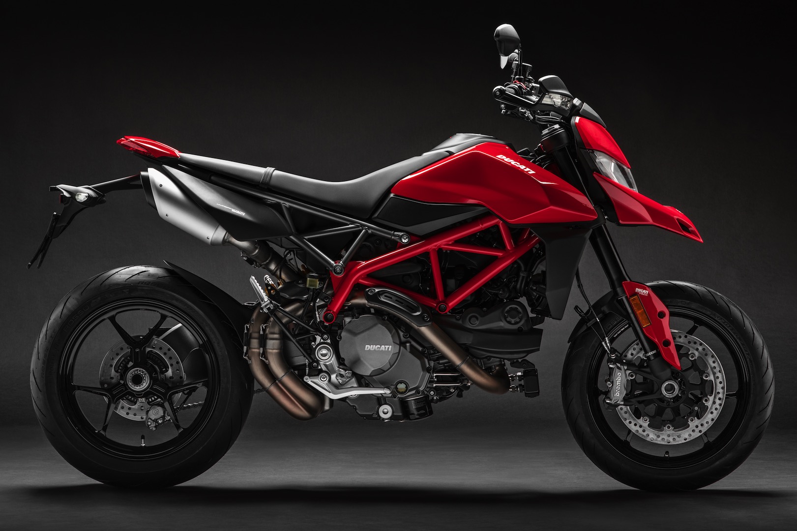 2019 Ducati Monster Hypermotard 950 First Look Supermoto Motorcycle 8 P H Motorcycles